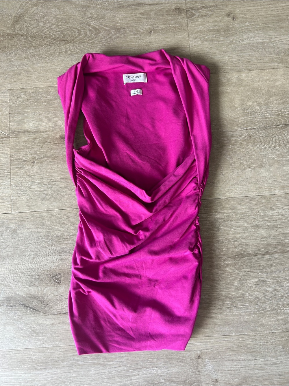Aritzia Fuchsia Ruched Tank Top